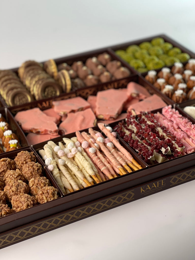 Chocolate Nuts tray - صينية الشوكولاتة والمكسرات