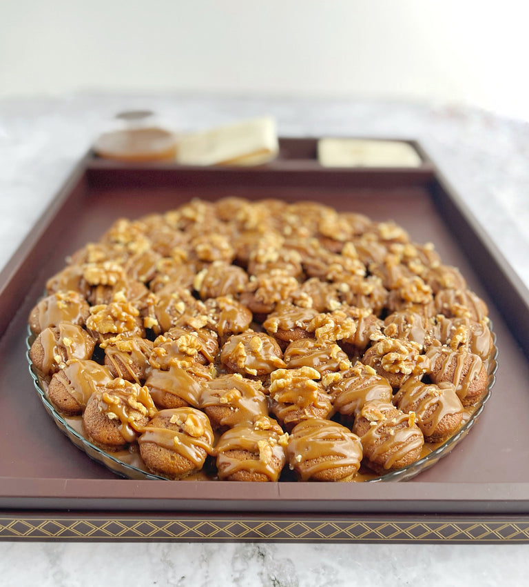 Tamer Dates with Butterscotch Sauce - تمر تمر بصلصة باترسكوتش