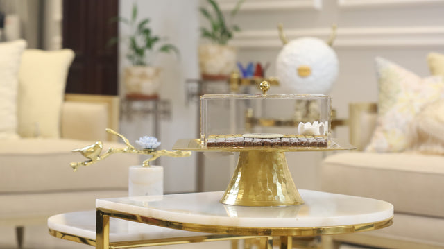 GOLDEN STAND TRAY 1 - صينية الوقوف الذهبية 1