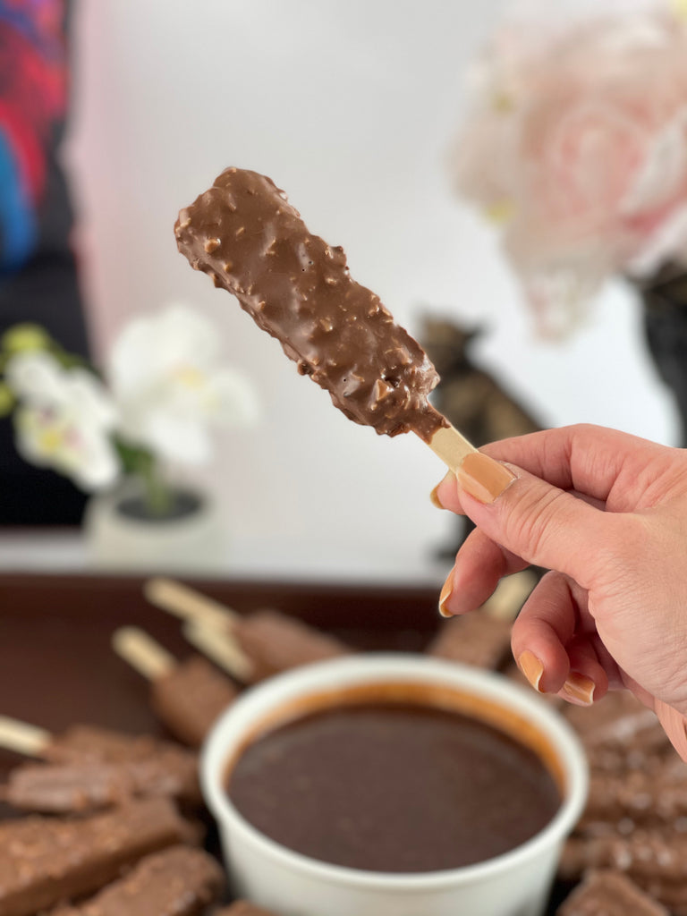 Crispy Wafer with Nutella Sauce - ويفر مقرمش بصلصة النوتيلا