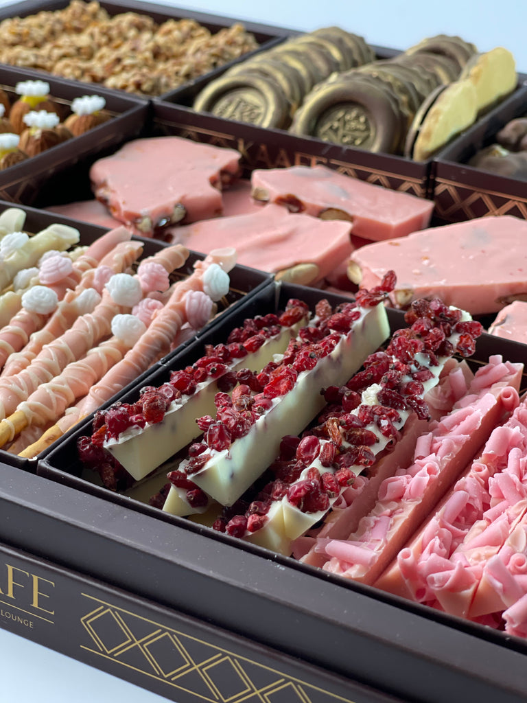 Chocolate Nuts tray - صينية الشوكولاتة والمكسرات