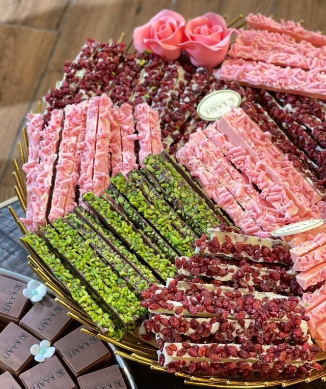 Assoted KAAFE Chocolate Sticks in Tray- عواد شوكولاتة كافيه في صينية