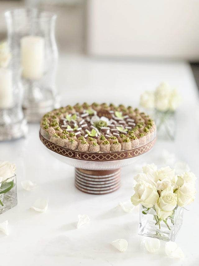 Mother of pearl stand with sesame منتجاتأم لؤلؤة تقف مع السمسم
